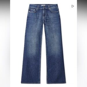 Brand New, Unused NA-KD Low Waist Jeans